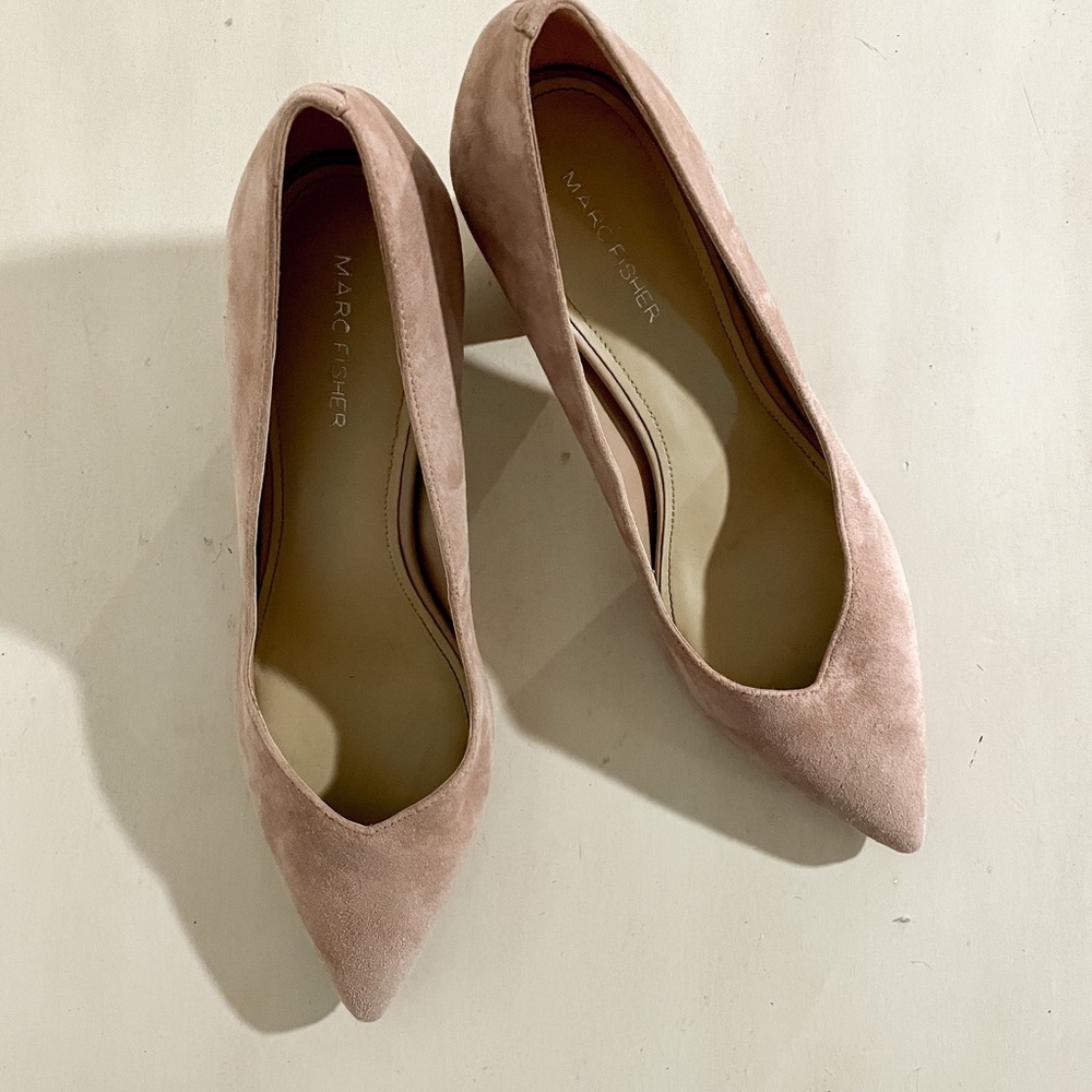 Marc Fisher Taupe Block Heels 10
